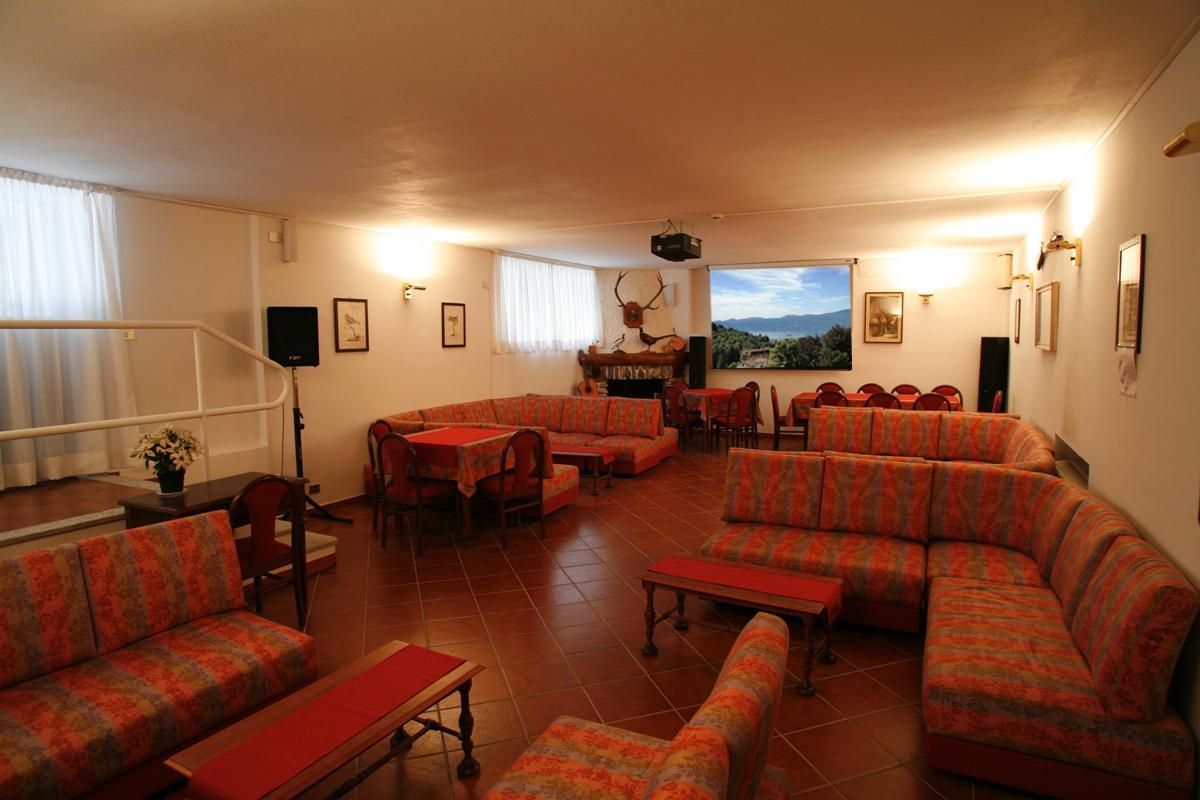 Hotel Villa Rosy Premeno ภายนอก รูปภาพ